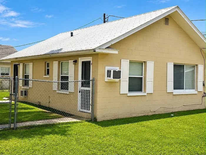 1 Bedroom Studio Apartment for Rent in St. Cloud, FL